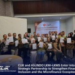 [:id]CLIK dan ASLINDO LKM–LKMS Jalin Kerja Sama Strategis untuk Memperkuat Inklusi Keuangan dan Ekosistem Keuangan Mikro[:en]CLIK and ASLINDO LKM–LKMS Enter into Strategic Partnership to Strengthen Financial Inclusion and the Microfinance Ecosystem[:]